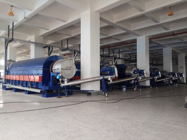 名稱：焙燒電池負(fù)極材料，規(guī)格：?0.65x7.2米間接電加熱